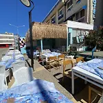 Larimar Otel *