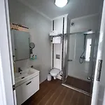 Otel Larimar