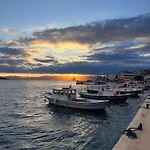 Larimar Otel Çeşme