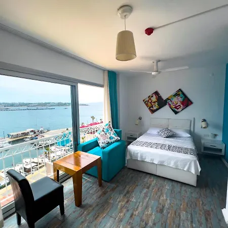 Larimar Otel