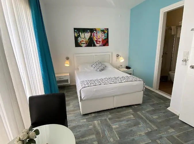 Larimar Hotel Çeşme