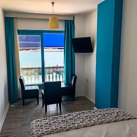 Hotel Larimar Çeşme