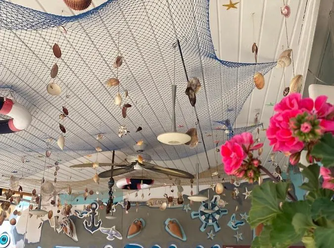 Otel Larimar Çeşme